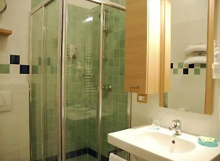 Hotel Anapaya 4*