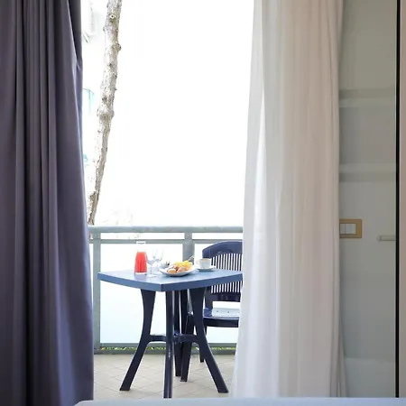 Hotell Anapaya 4*