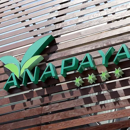 Hotel Anapaya 4*