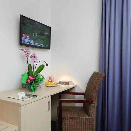 Anapaya Hotel